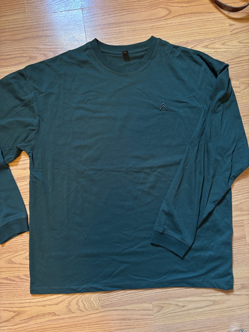 Oner Active Green Long Sleeve size small - NEW